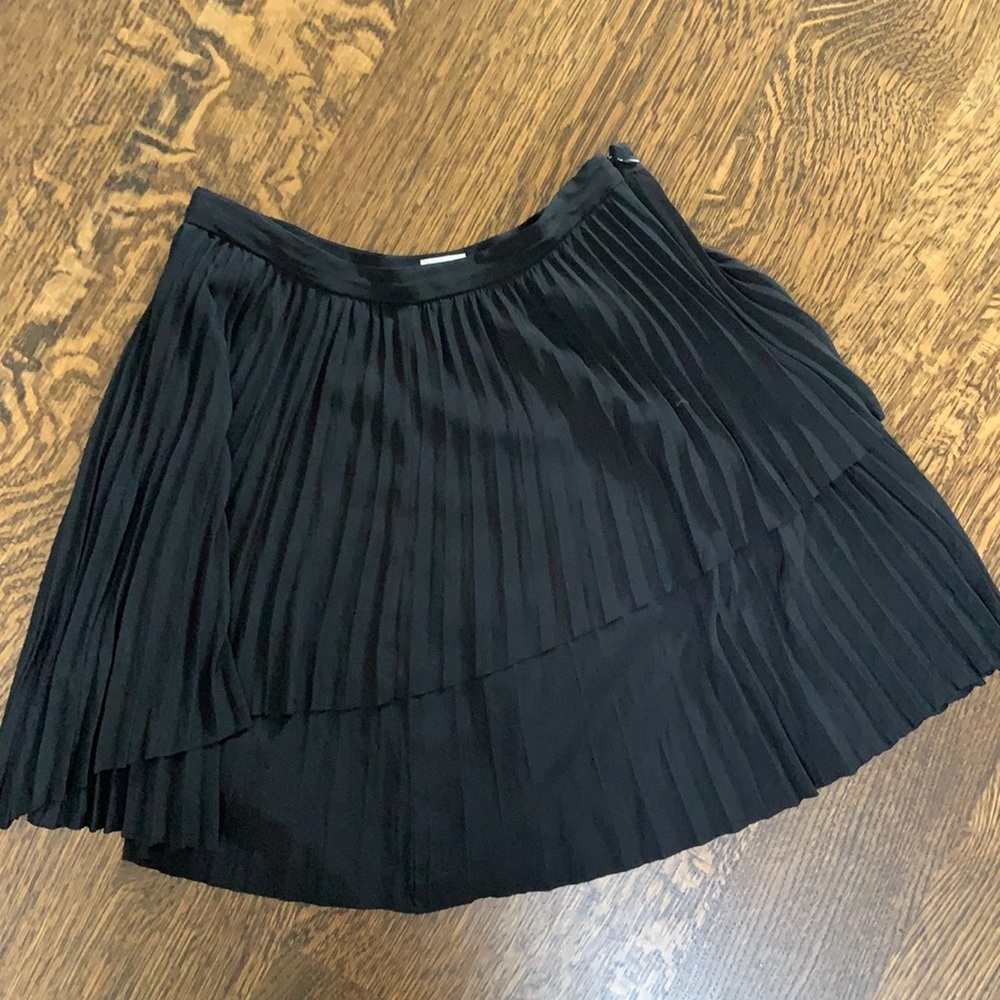 wilfred bethuné pleated skirt